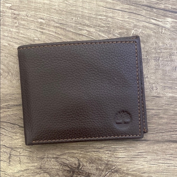 Timberland Dark Brown Leather Card Holder - Picture 1 of 7